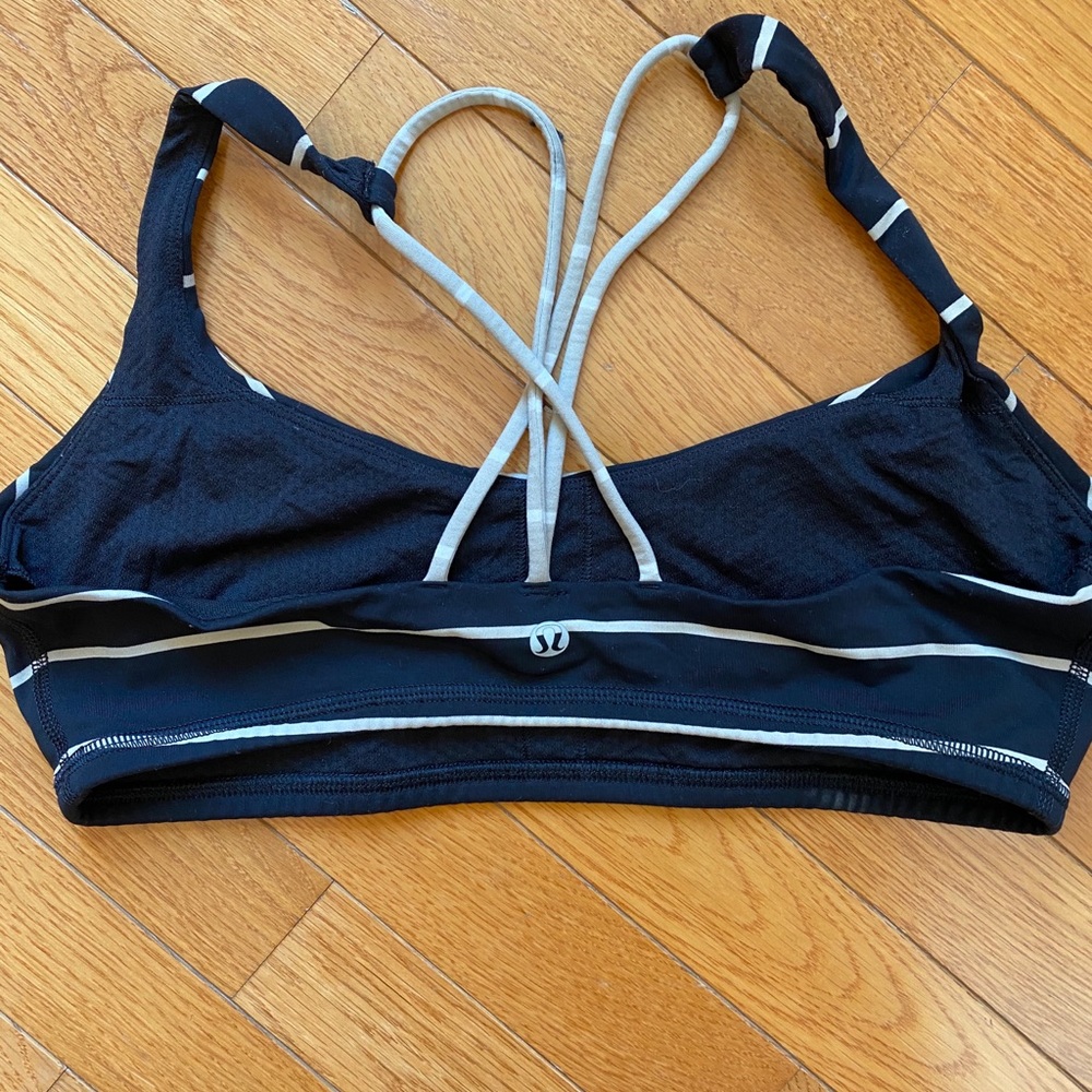 Lululemon - Picture 2 of 2